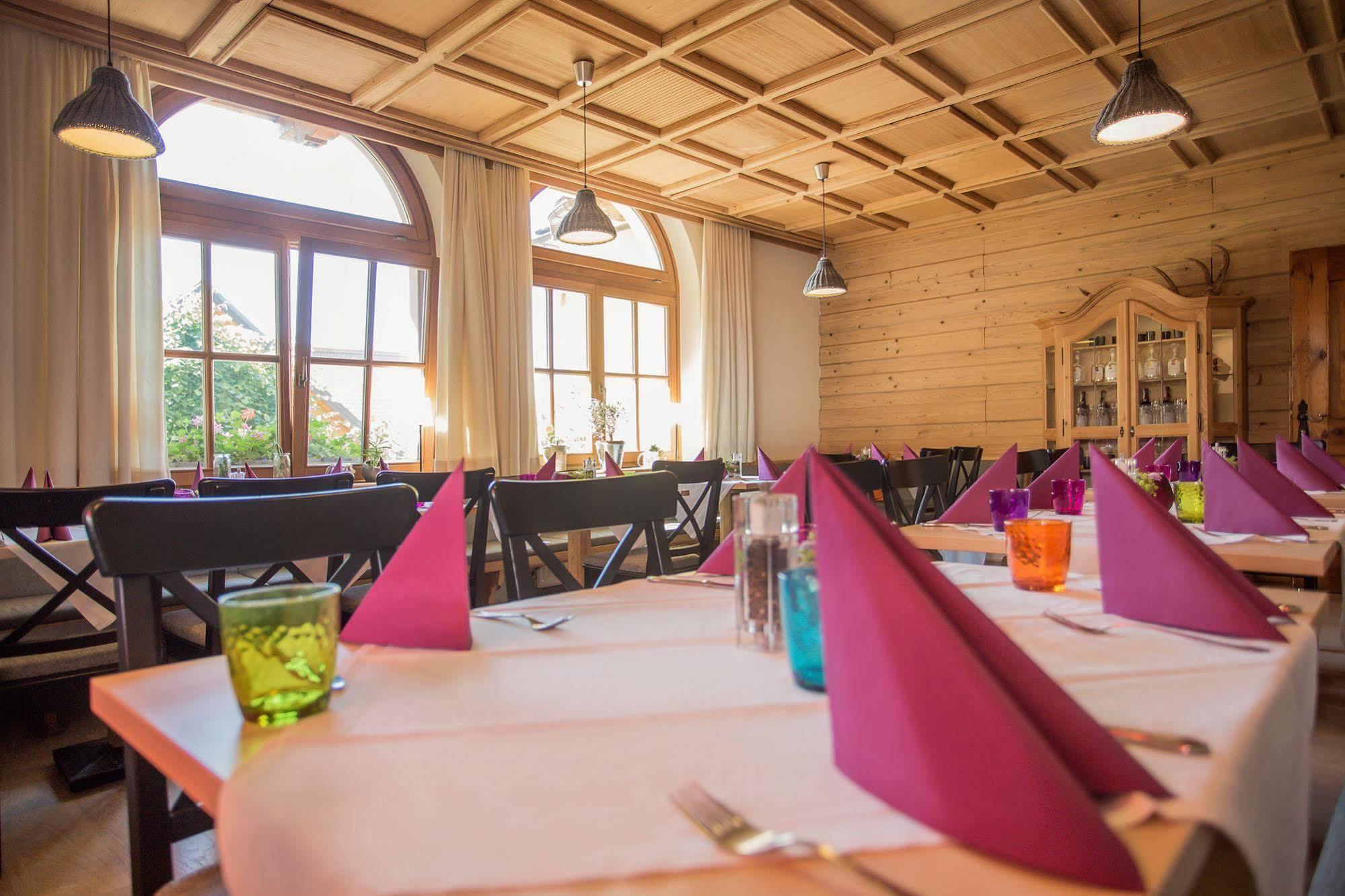 Hotel Gasthof Zum Kirchenwirt Puch bei Hallein Dış mekan fotoğraf
